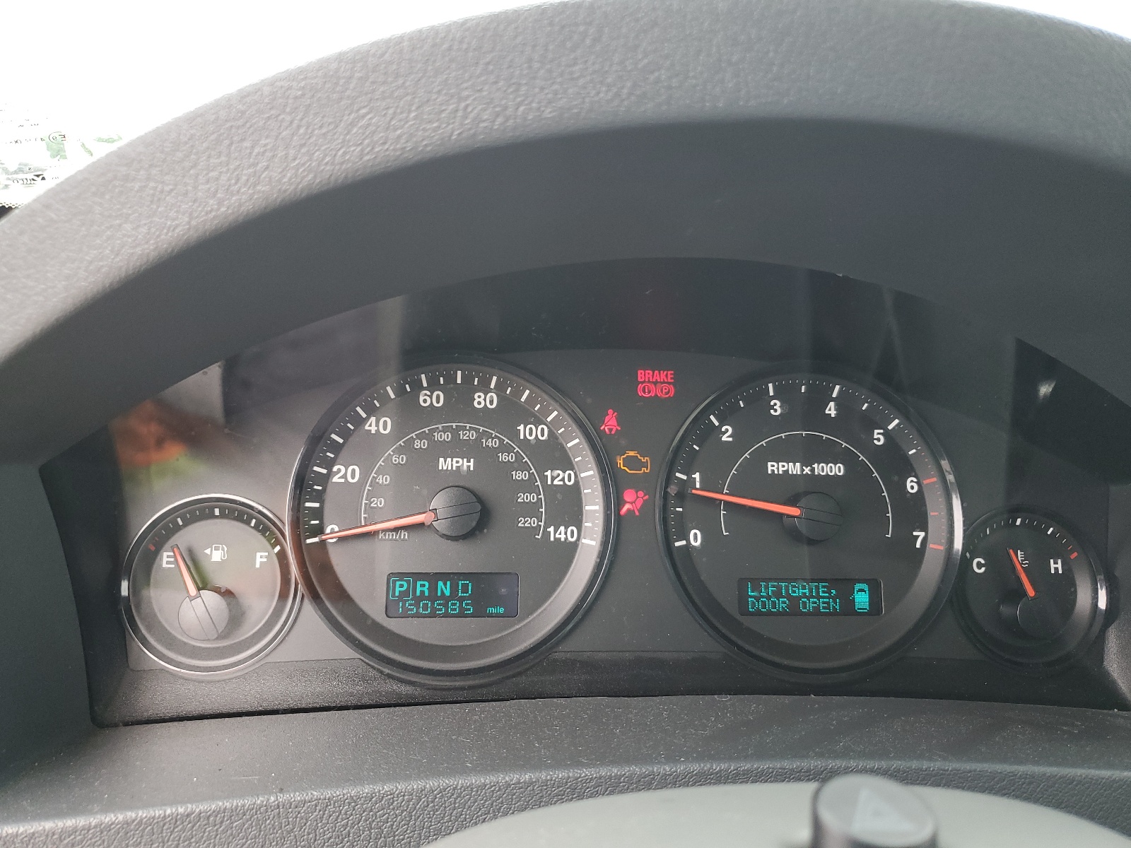 1J4HR48N65C690546 2005 Jeep Grand Cherokee Laredo