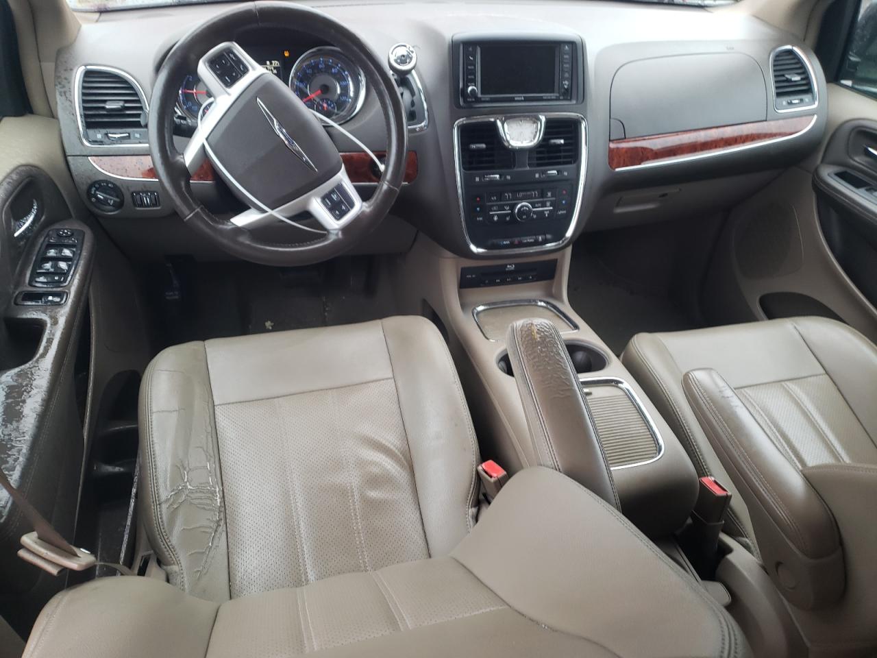 2016 Chrysler Town & Country Touring L VIN: 2C4RC1CG3GR303707 Lot: 64461694