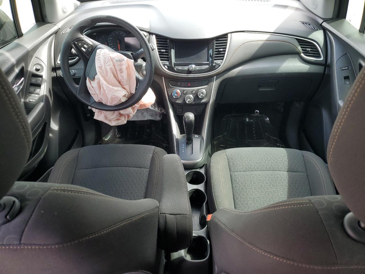 2020 Chevrolet Trax Ls VIN: KL7CJKSBXLB354330 Lot: 62464204