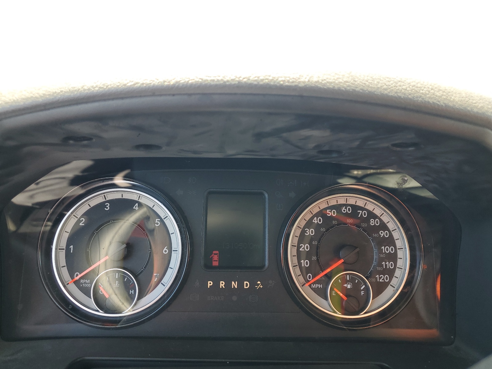 3C6JR6DG2KG599915 2019 Ram 1500 Classic Tradesman