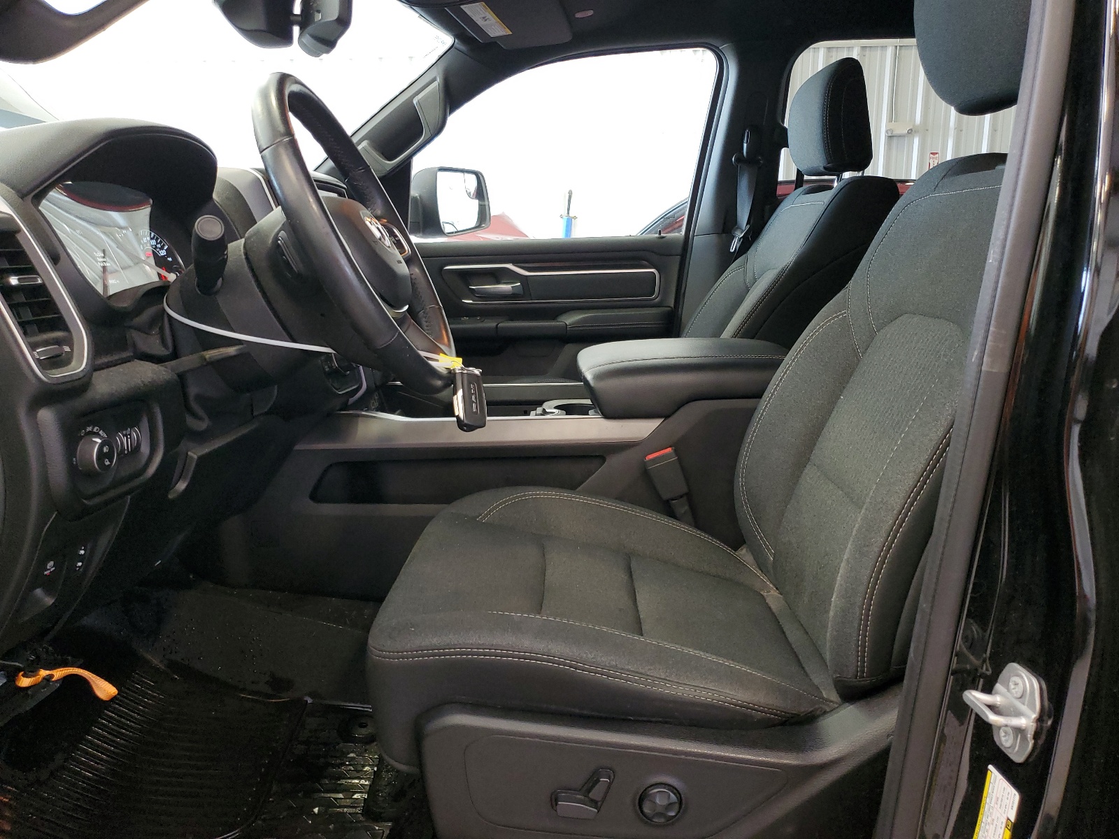 1C6RRFFG3KN731779 2019 Ram 1500 Big Horn/Lone Star