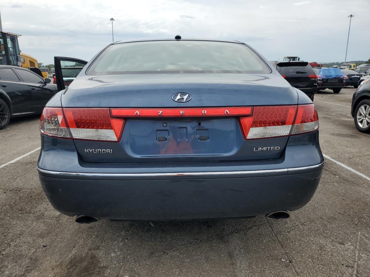 KMHFC46F78A320857 2008 Hyundai Azera Se