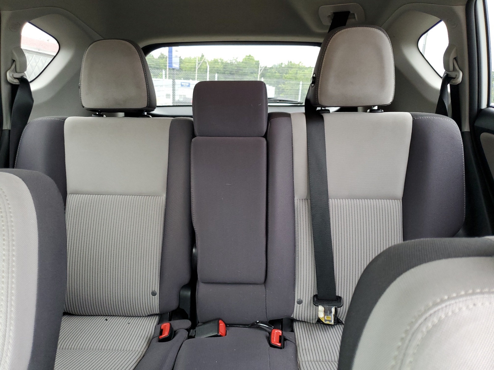 2T3RFREV4EW136424 2014 Toyota Rav4 Xle