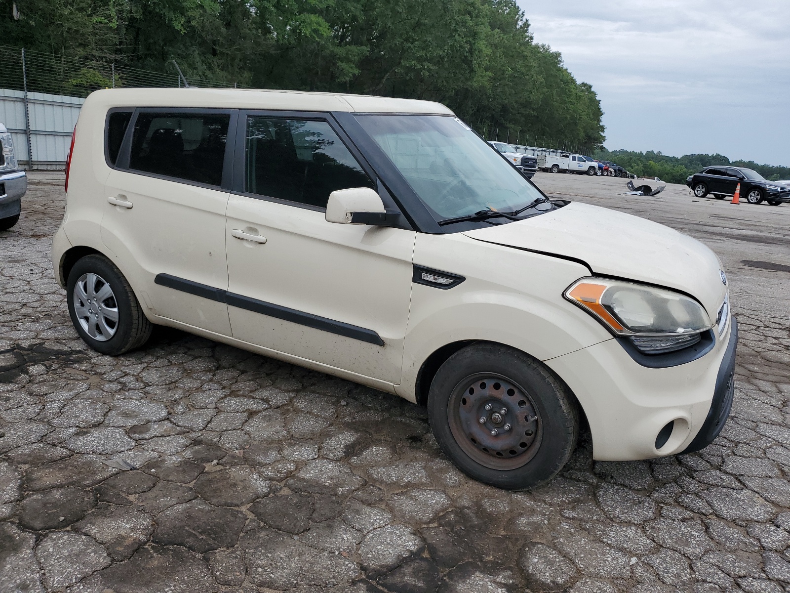 2012 Kia Soul vin: KNDJT2A59C7457922