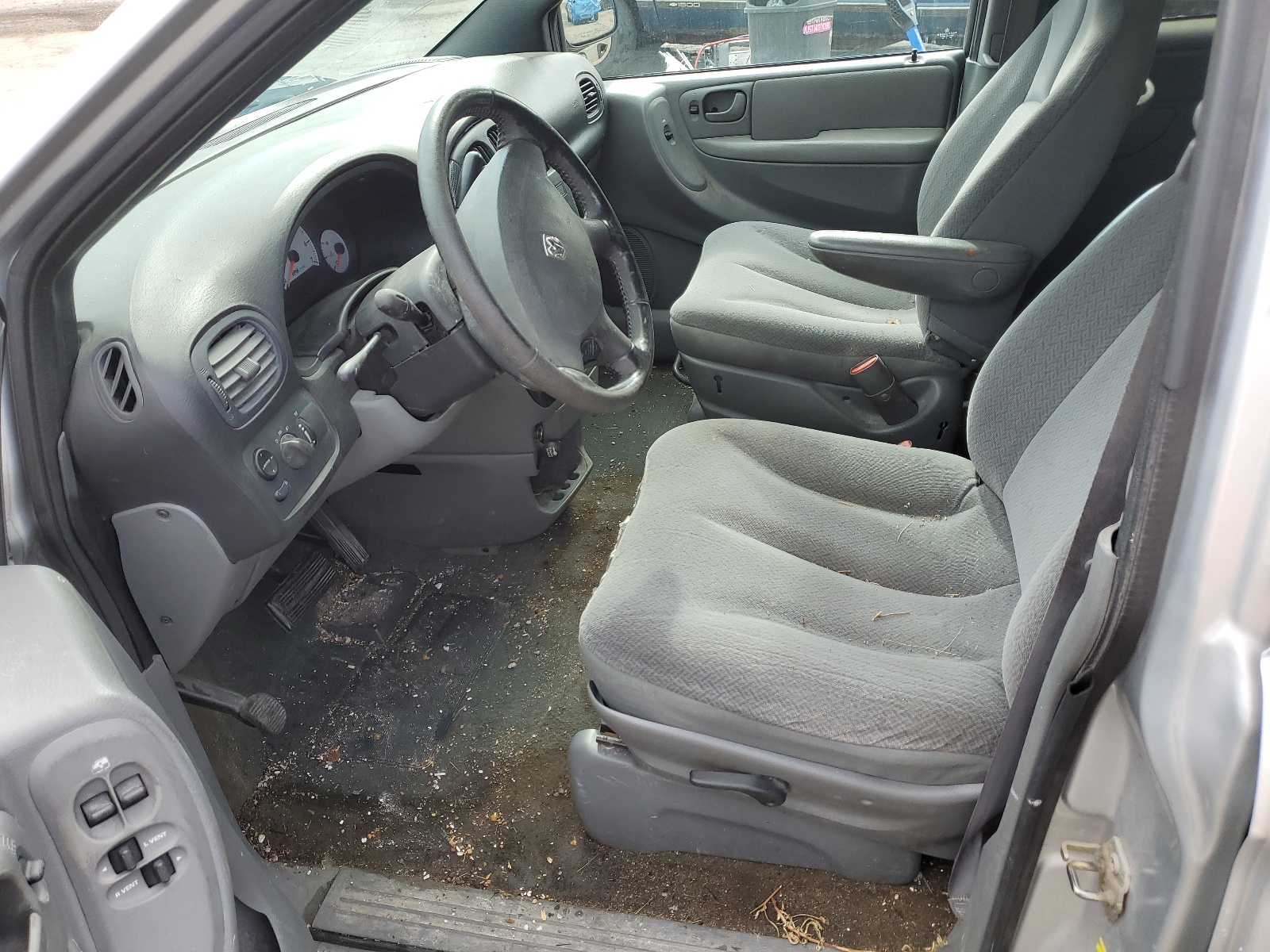 1D4GP45R45B118740 2005 Dodge Caravan Sxt