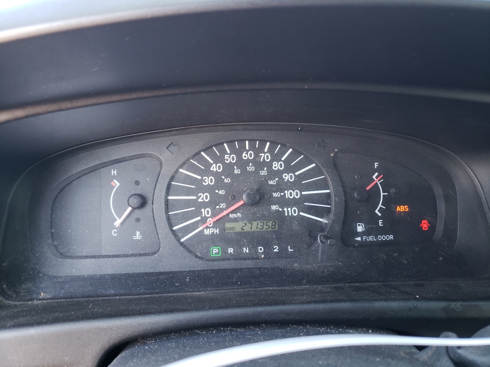 4T3ZF19C3YU191512 2000 Toyota Sienna Ce