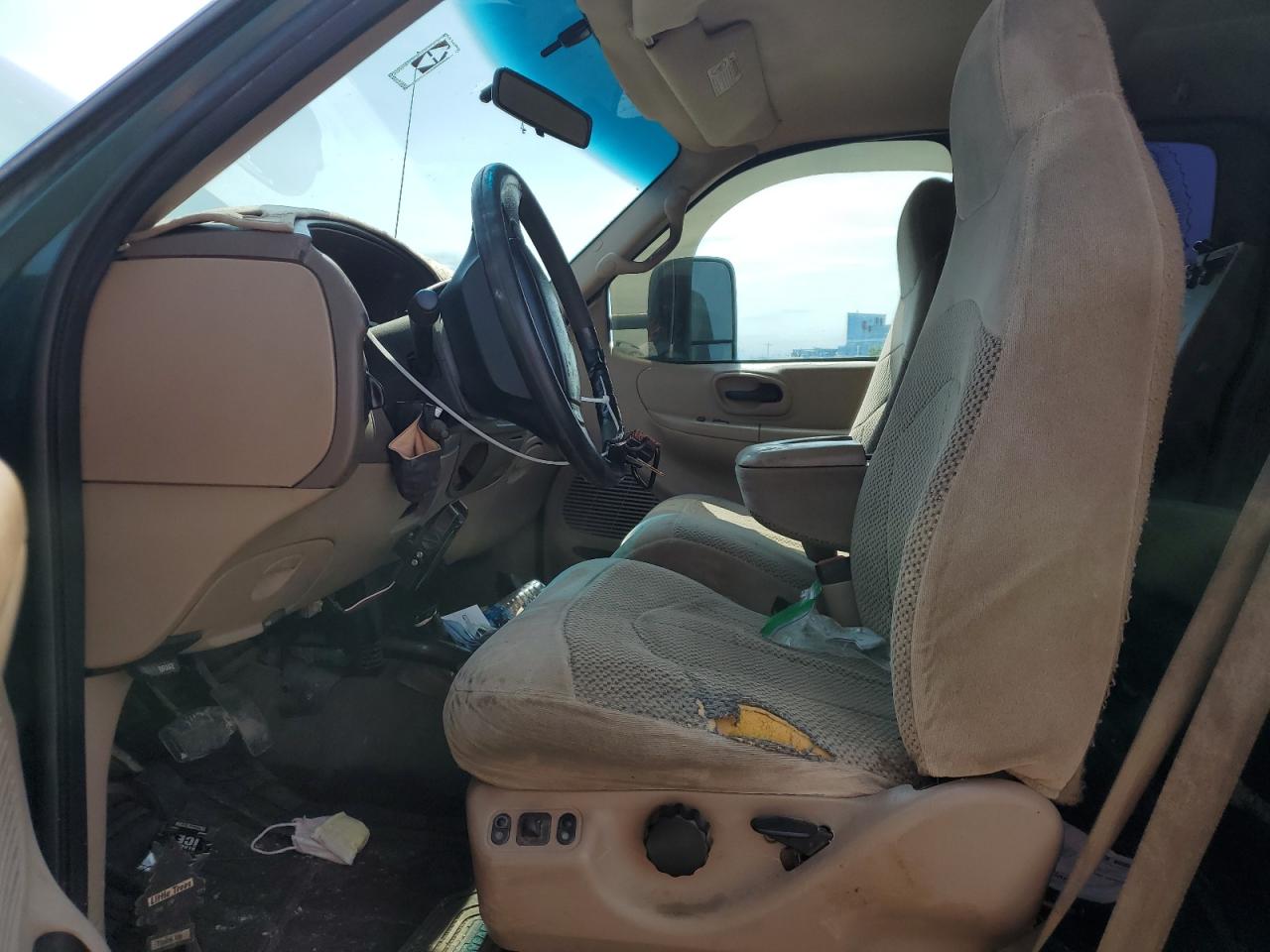 1999 Ford F150 VIN: 1FTRX08L9XKA02894 Lot: 61198854