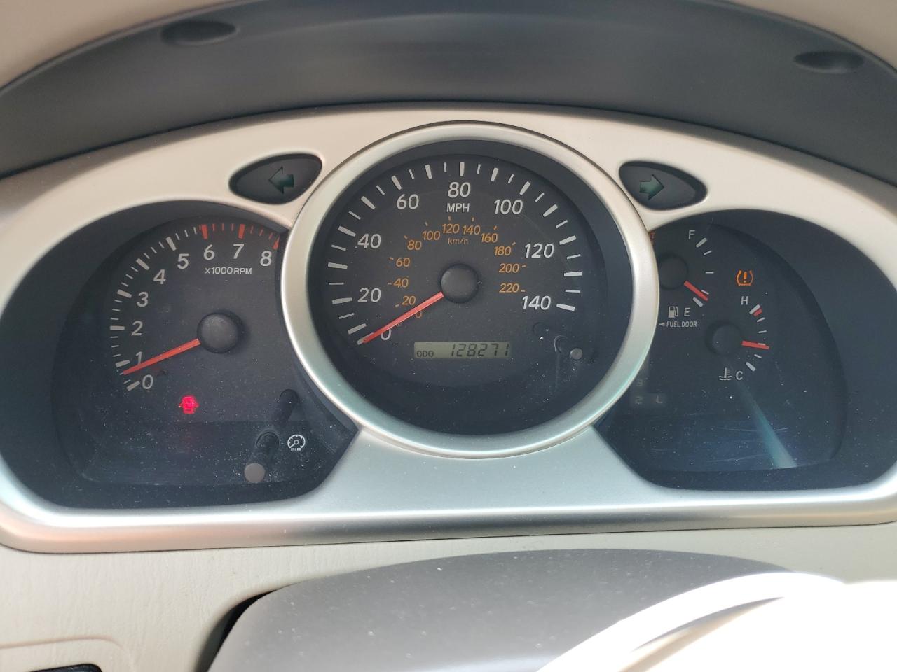 2006 Toyota Highlander Limited VIN: JTEDP21A760100360 Lot: 63243144