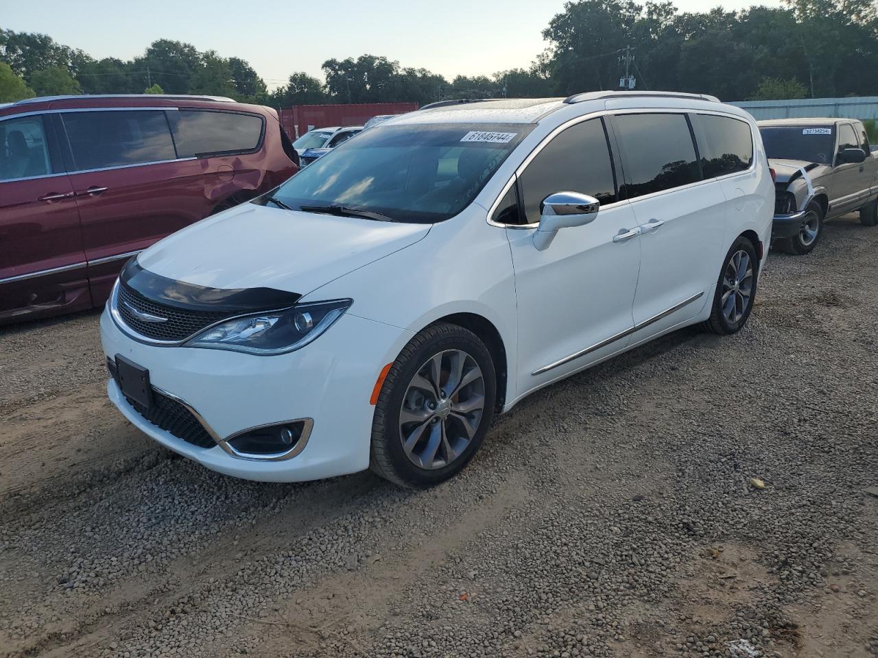 2C4RC1GG8HR570045 2017 CHRYSLER PACIFICA - Image 1