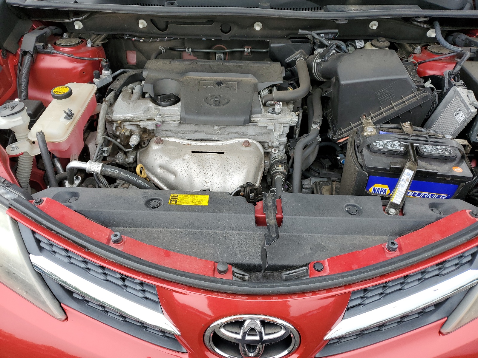 2T3BFREV1FW247175 2015 Toyota Rav4 Le