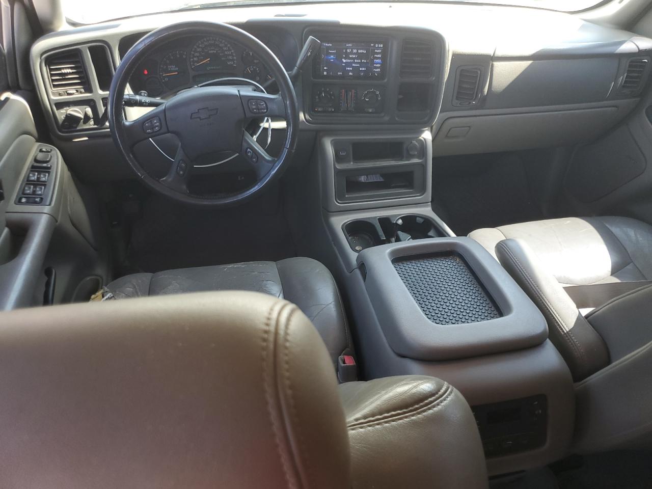 2005 Chevrolet Tahoe C1500 VIN: 1GNEC13T95J106240 Lot: 63595394