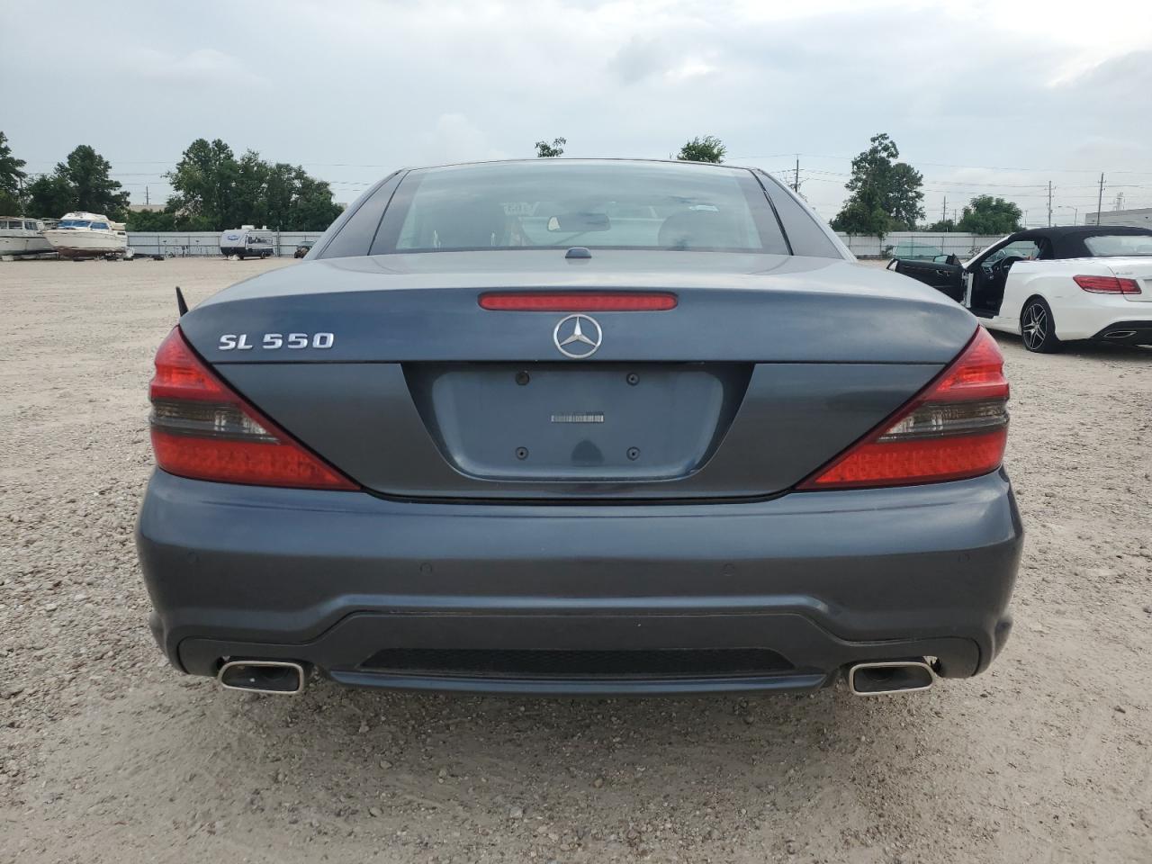 2011 Mercedes-Benz Sl 550 VIN: WDBSK7BA8BF164435 Lot: 63101954