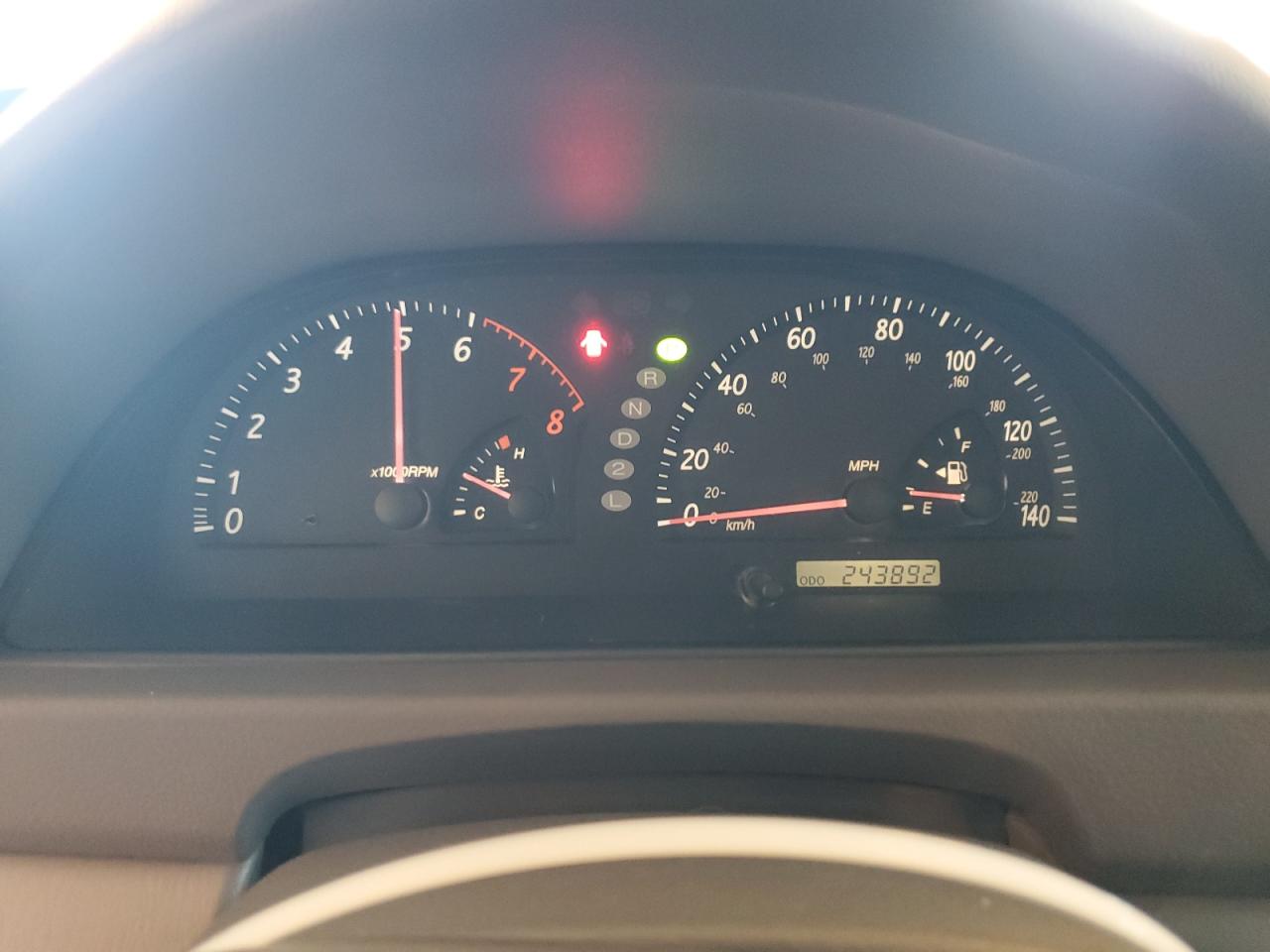 2004 Toyota Camry Le VIN: 4T1BE32K74U266054 Lot: 62676684