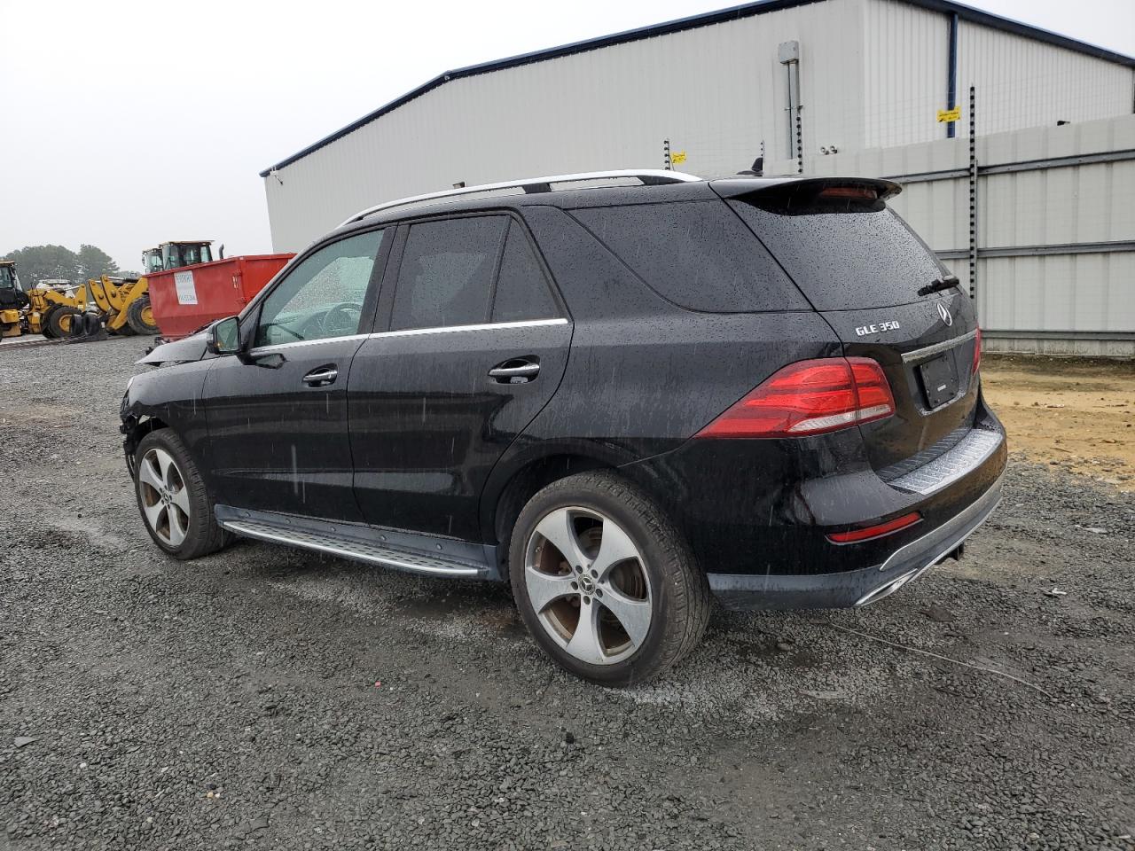 4JGDA5JB6JB058661 2018 MERCEDES-BENZ GLE - Image 2