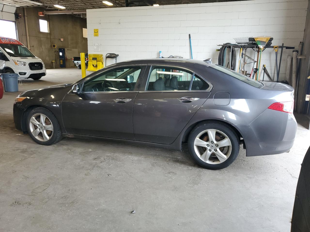 2010 Acura Tsx VIN: JH4CU2F63AC003207 Lot: 65310304