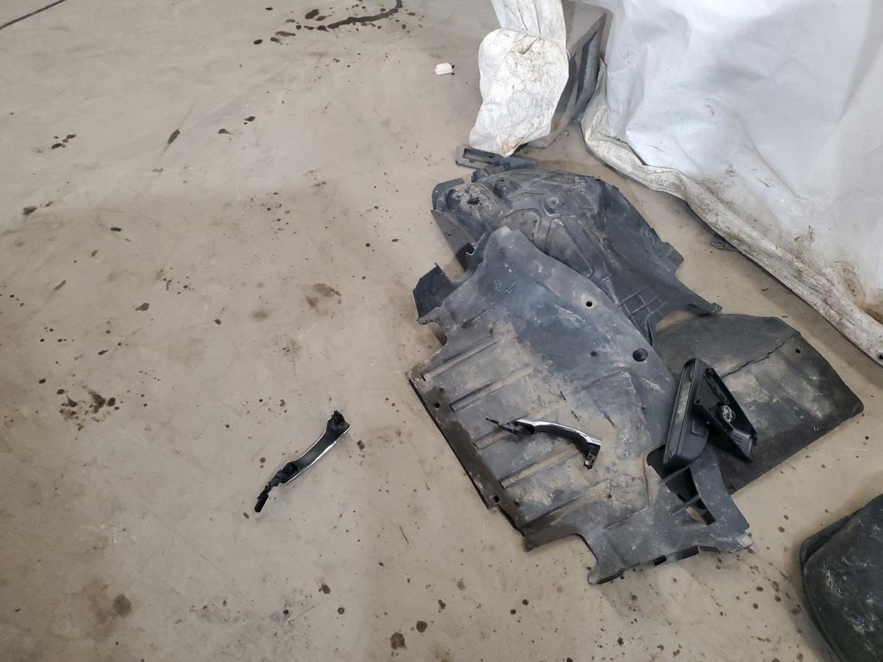 2016 Chrysler 300 Limited VIN: 2C3CCARG1GH208604 Lot: 65521604