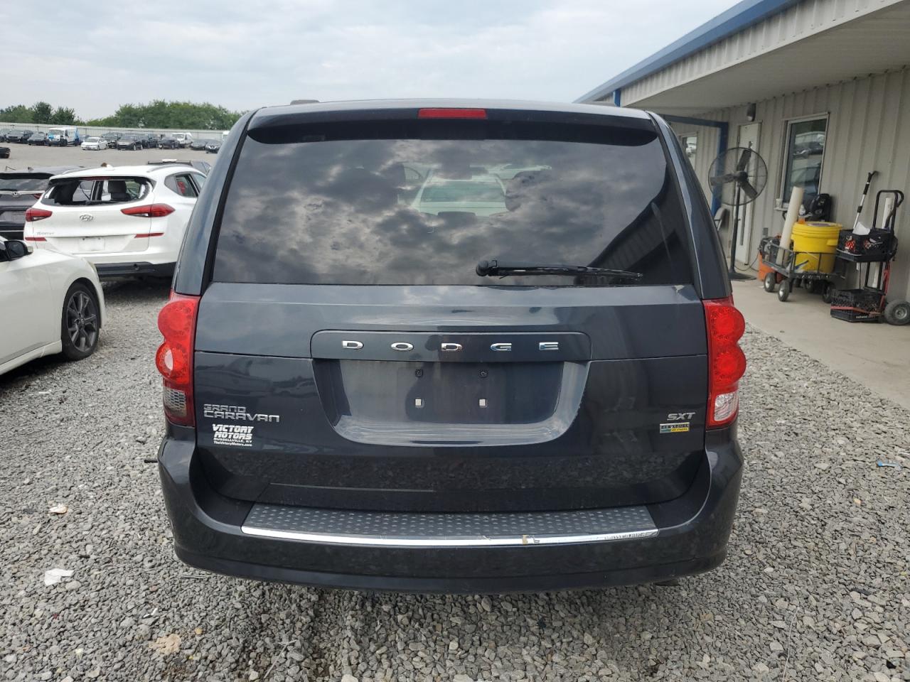 2C4RDGCG6ER320451 2014 Dodge Grand Caravan Sxt