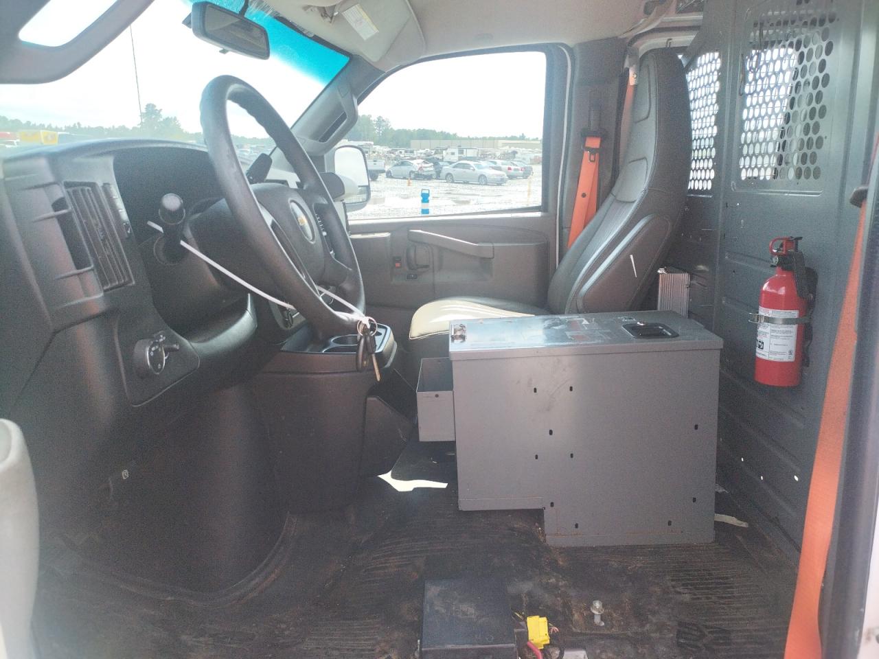 2017 Chevrolet Express G2500 VIN: 1GCWGAFF5H1270564 Lot: 47118984