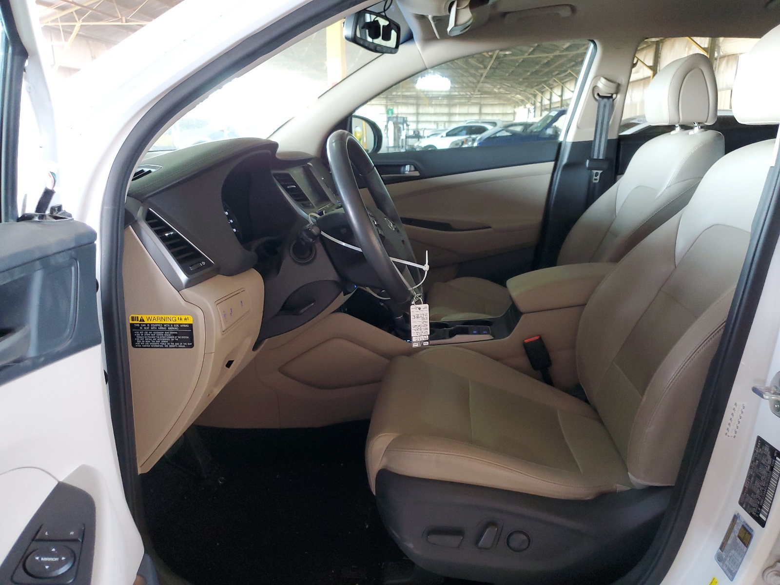 KM8J33A4XJU759355 2018 Hyundai Tucson Sel