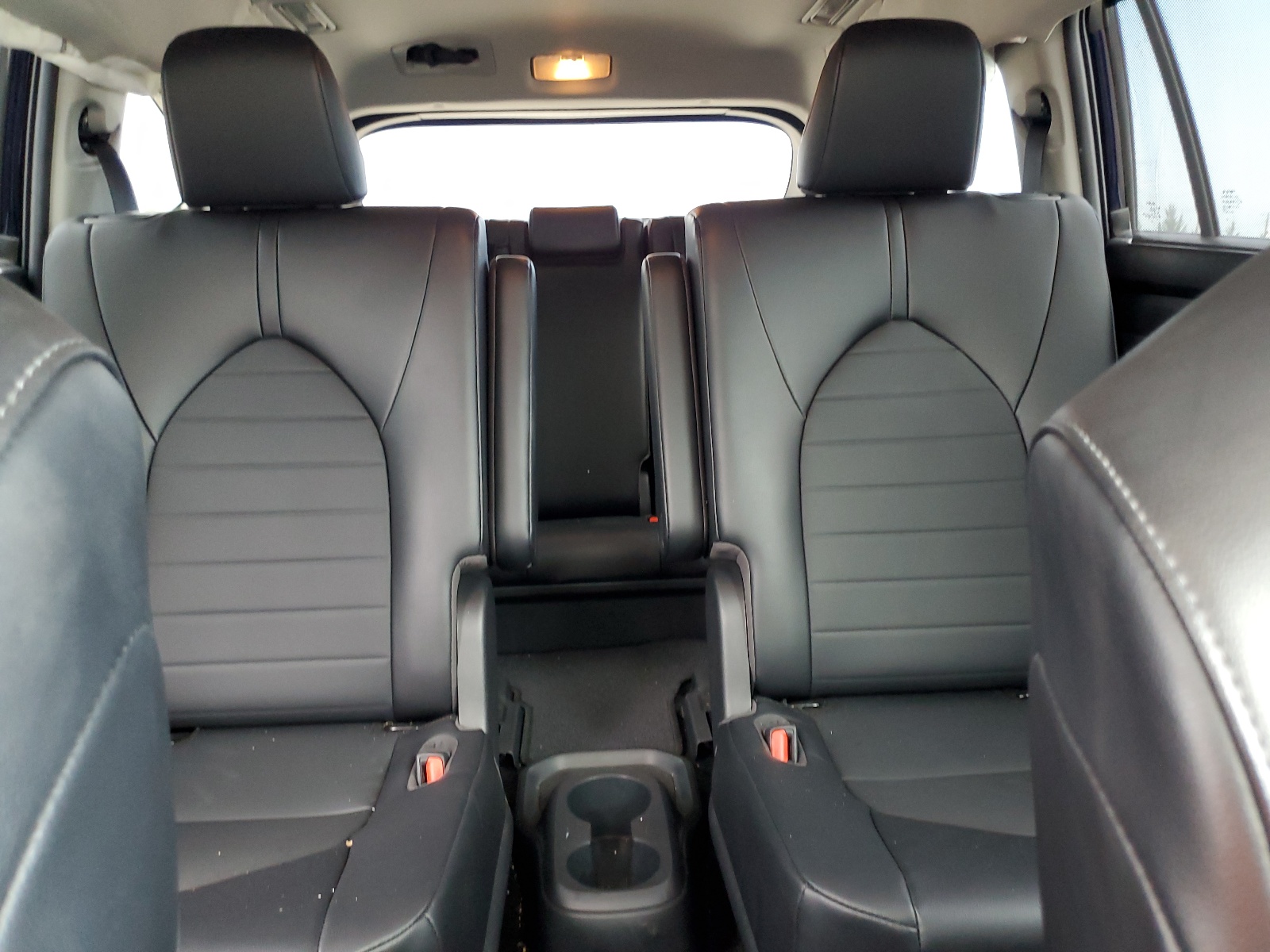 5TDGZRAH2NS102952 2022 Toyota Highlander Xle