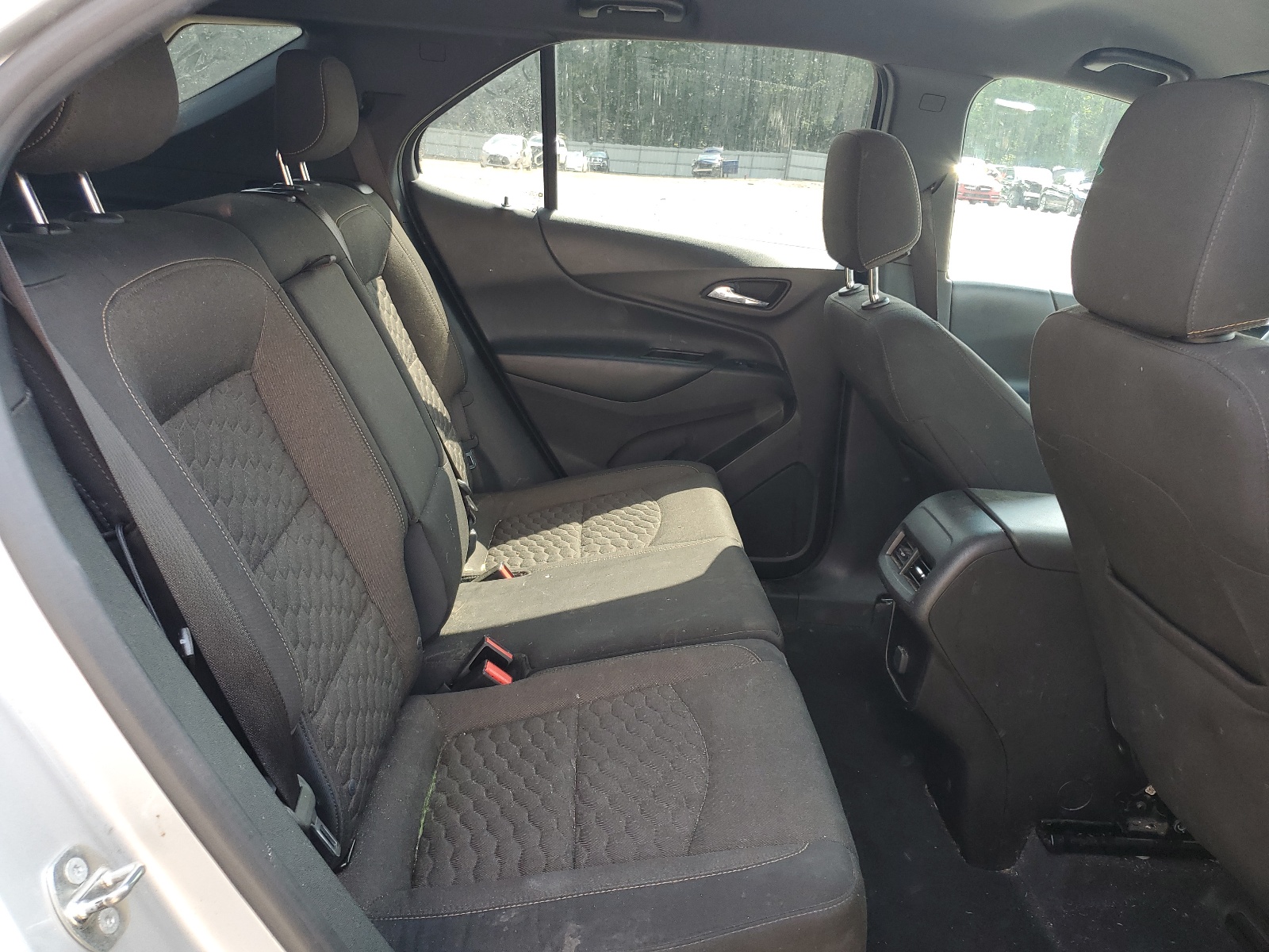 3GNAXSEVXJS545835 2018 Chevrolet Equinox Lt