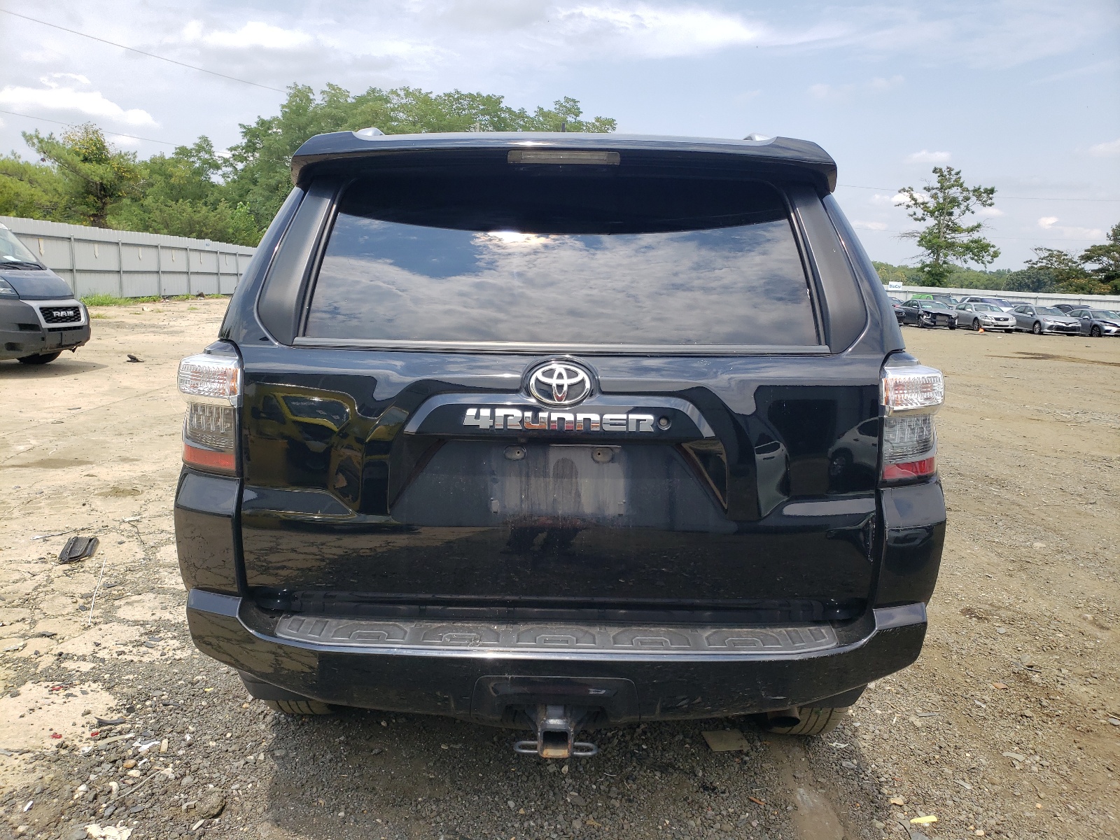 2018 Toyota 4Runner Sr5/Sr5 Premium vin: JTEBU5JR9J5607022