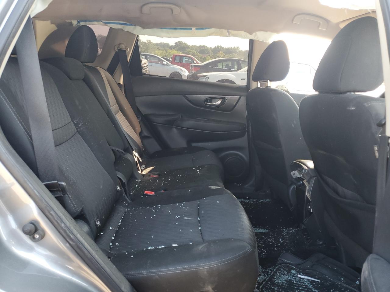 2017 Nissan Rogue S VIN: KNMAT2MT5HP553502 Lot: 63203974