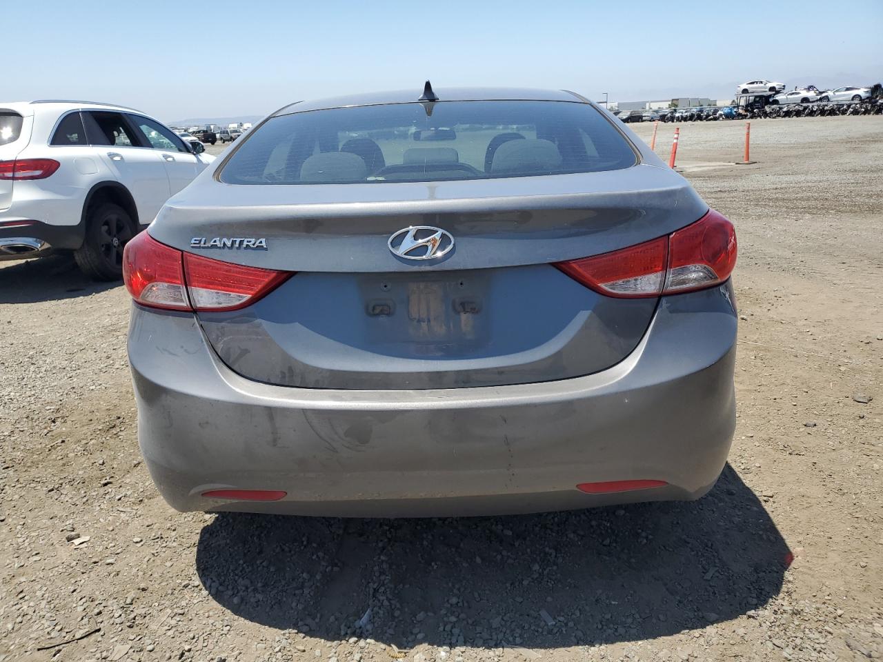 5NPDH4AE6DH308617 2013 Hyundai Elantra Gls