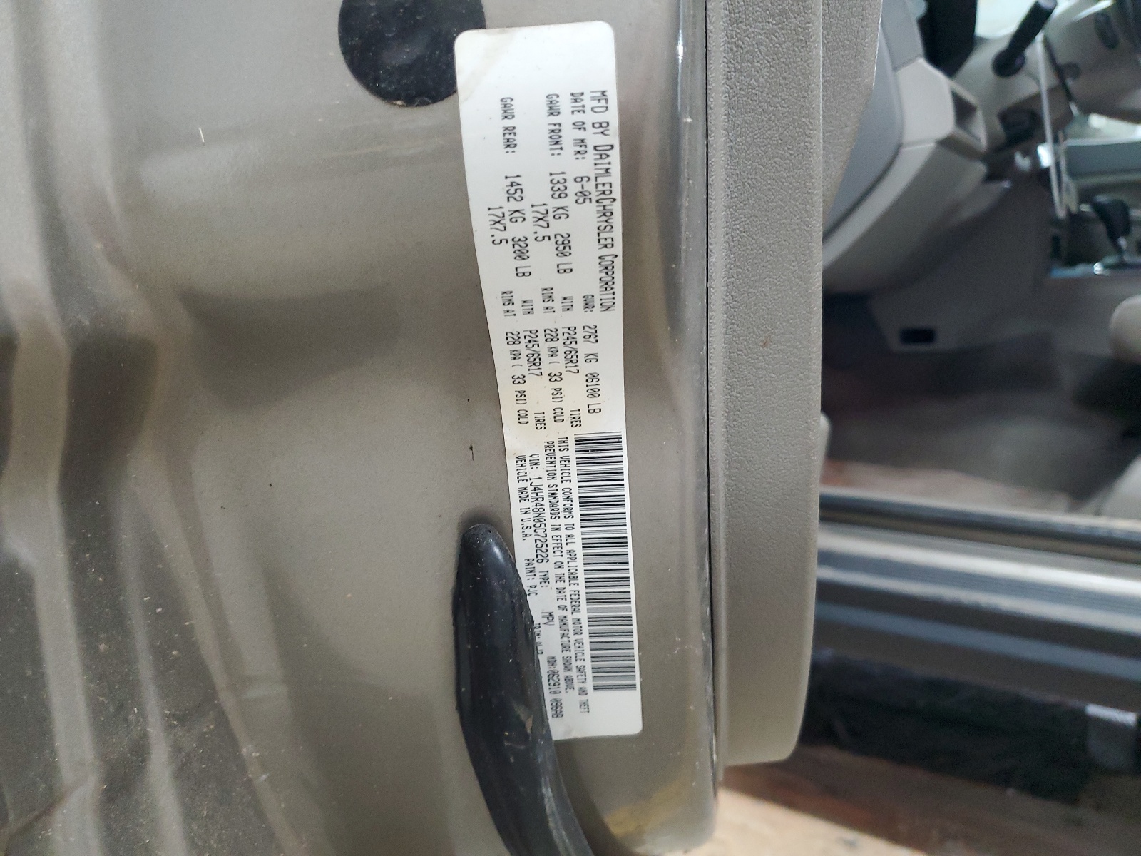 1J4HR48N05C725226 2005 Jeep Grand Cherokee Laredo