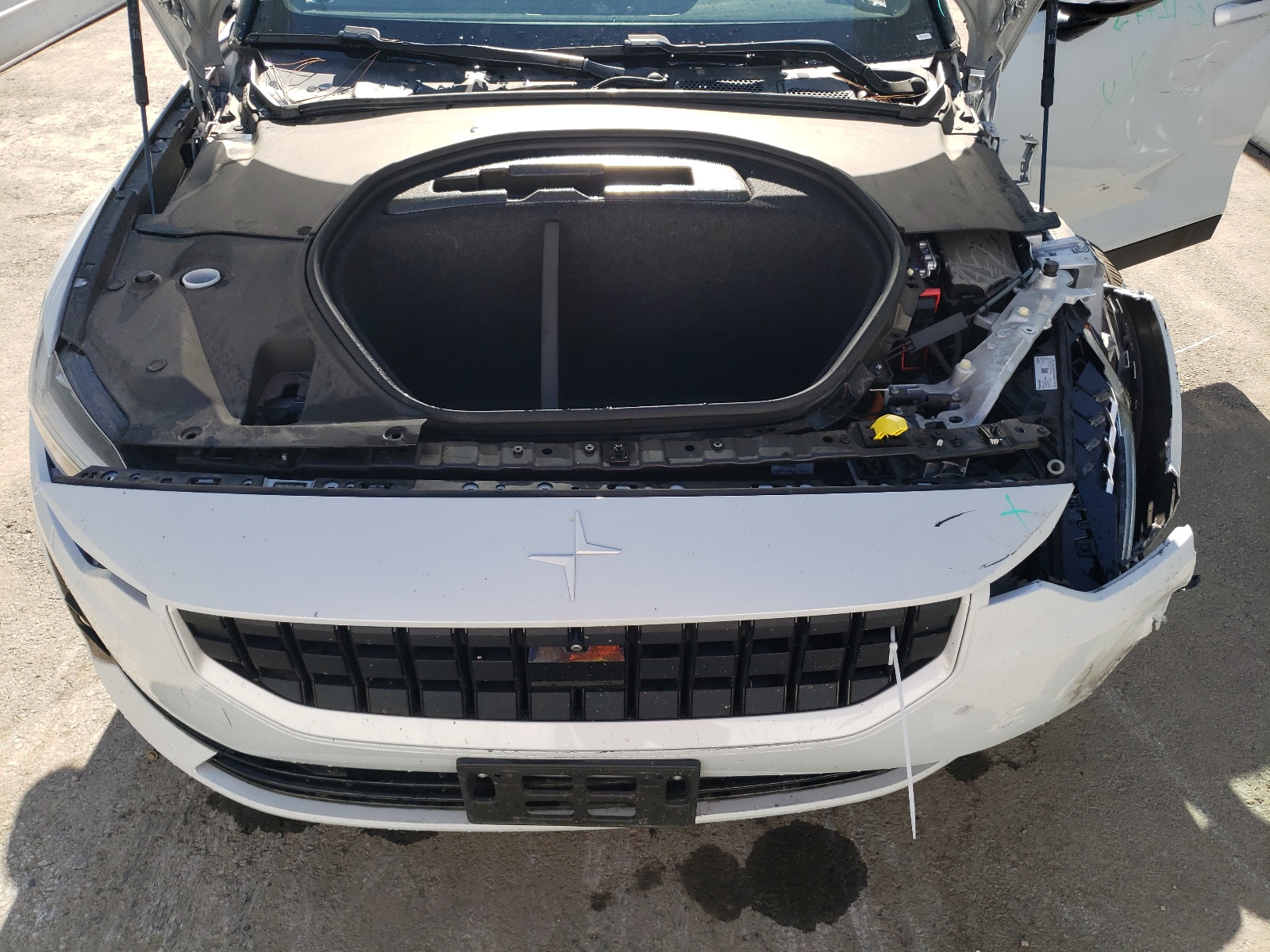 YSMED3KA6PL148104 2023 Polestar 2