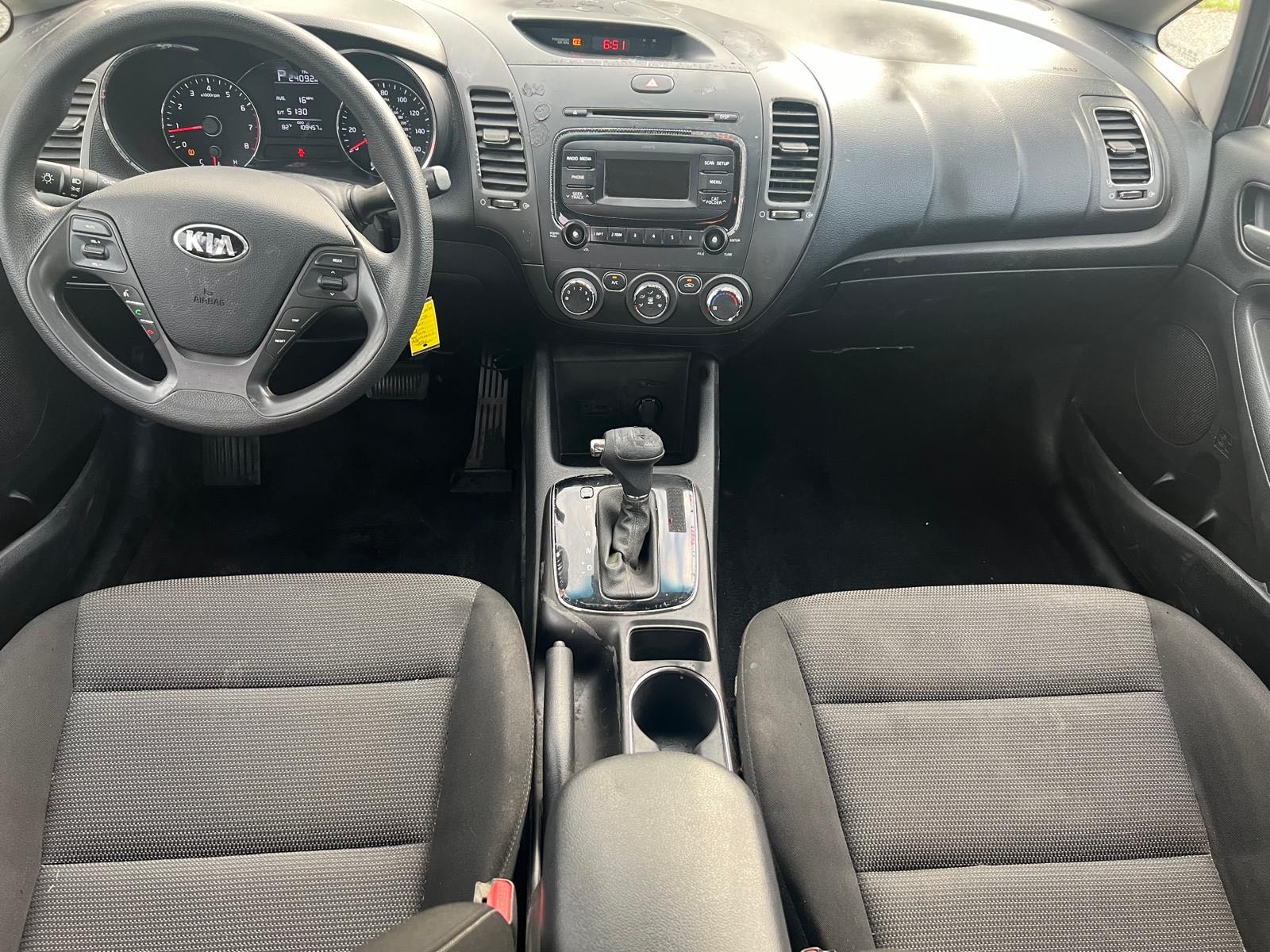 2017 Kia Forte Lx vin: 3KPFK4A79HE132538