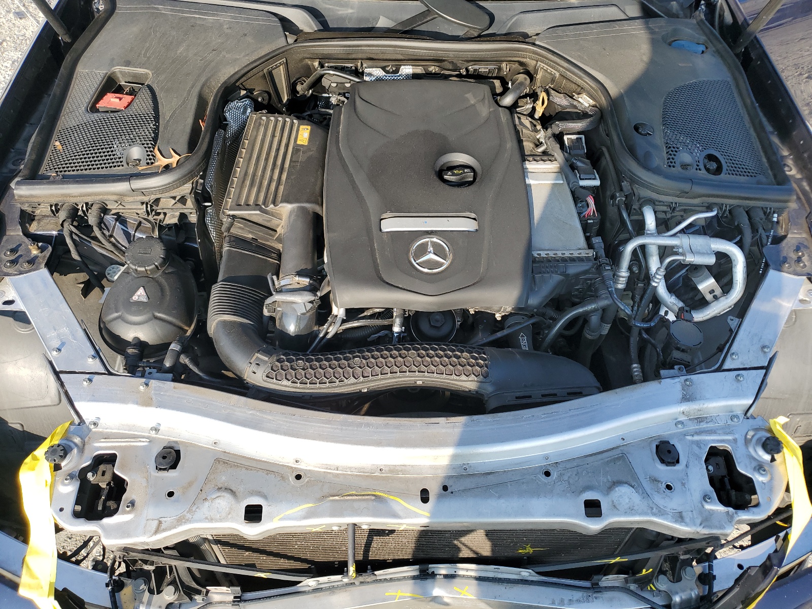 WDDZF4JB5JA294963 2018 Mercedes-Benz E 300