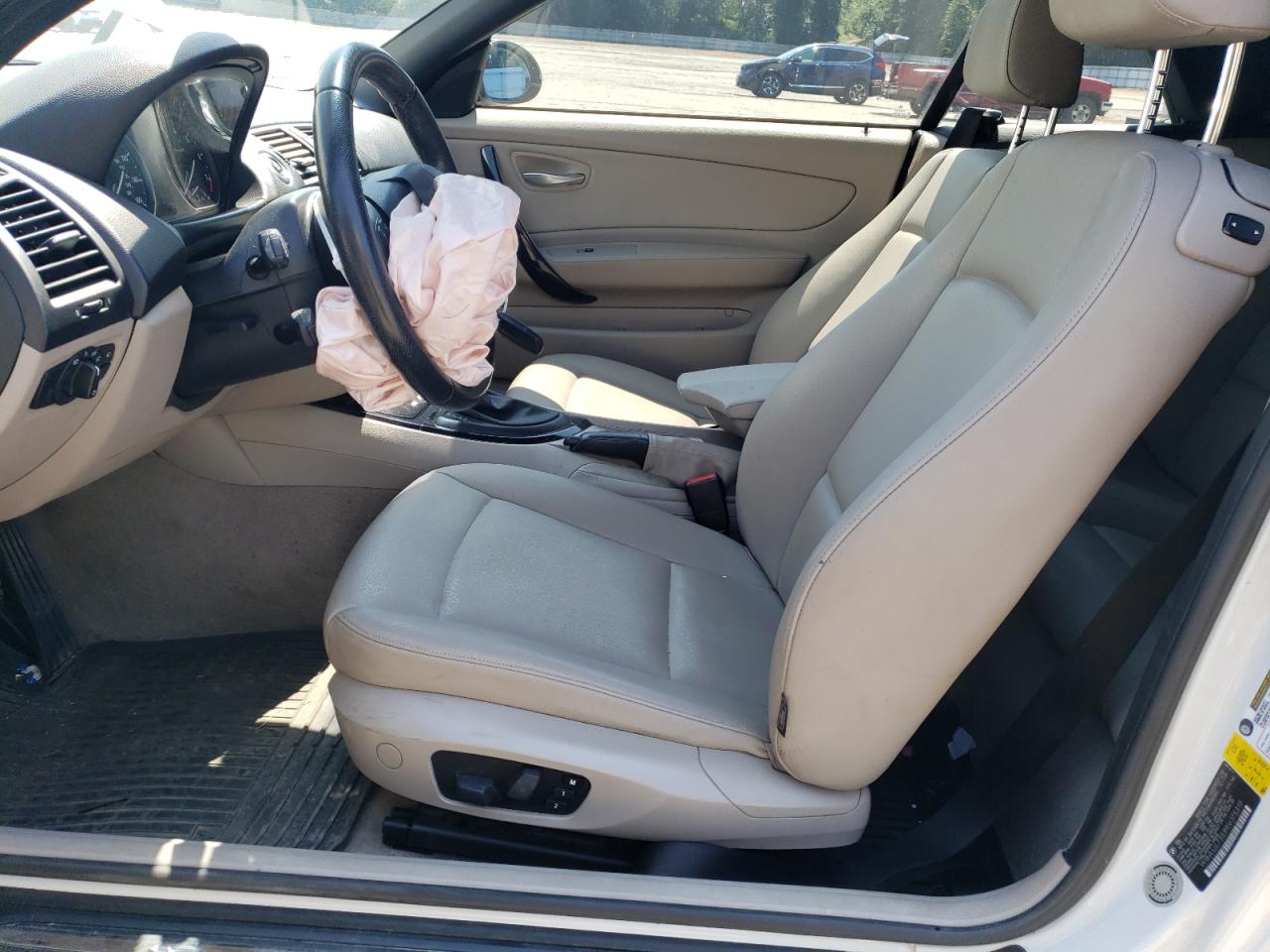 2009 BMW 128 I VIN: WBAUL73599VJ75319 Lot: 63422384