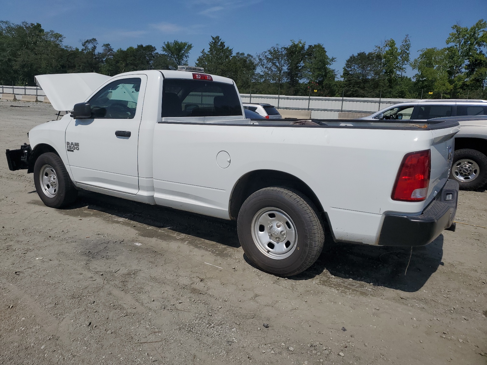 2023 Ram 1500 Classic Tradesman vin: 3C6JR6DG3PG550293