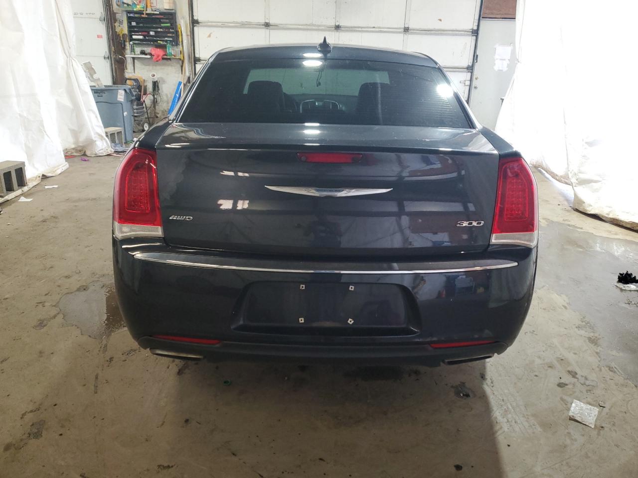 2016 Chrysler 300 Limited VIN: 2C3CCARG1GH208604 Lot: 65521604