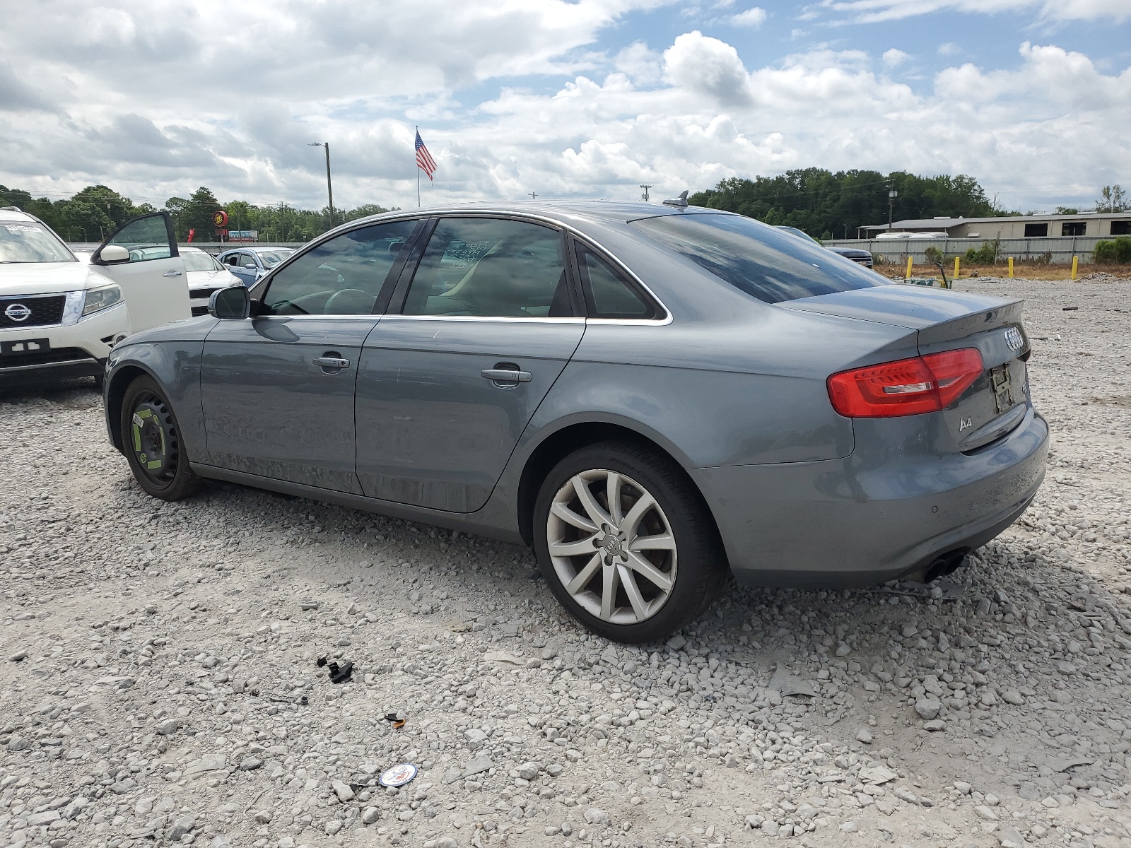 2013 Audi A4 Premium Plus vin: WAUFFAFL1DA064108