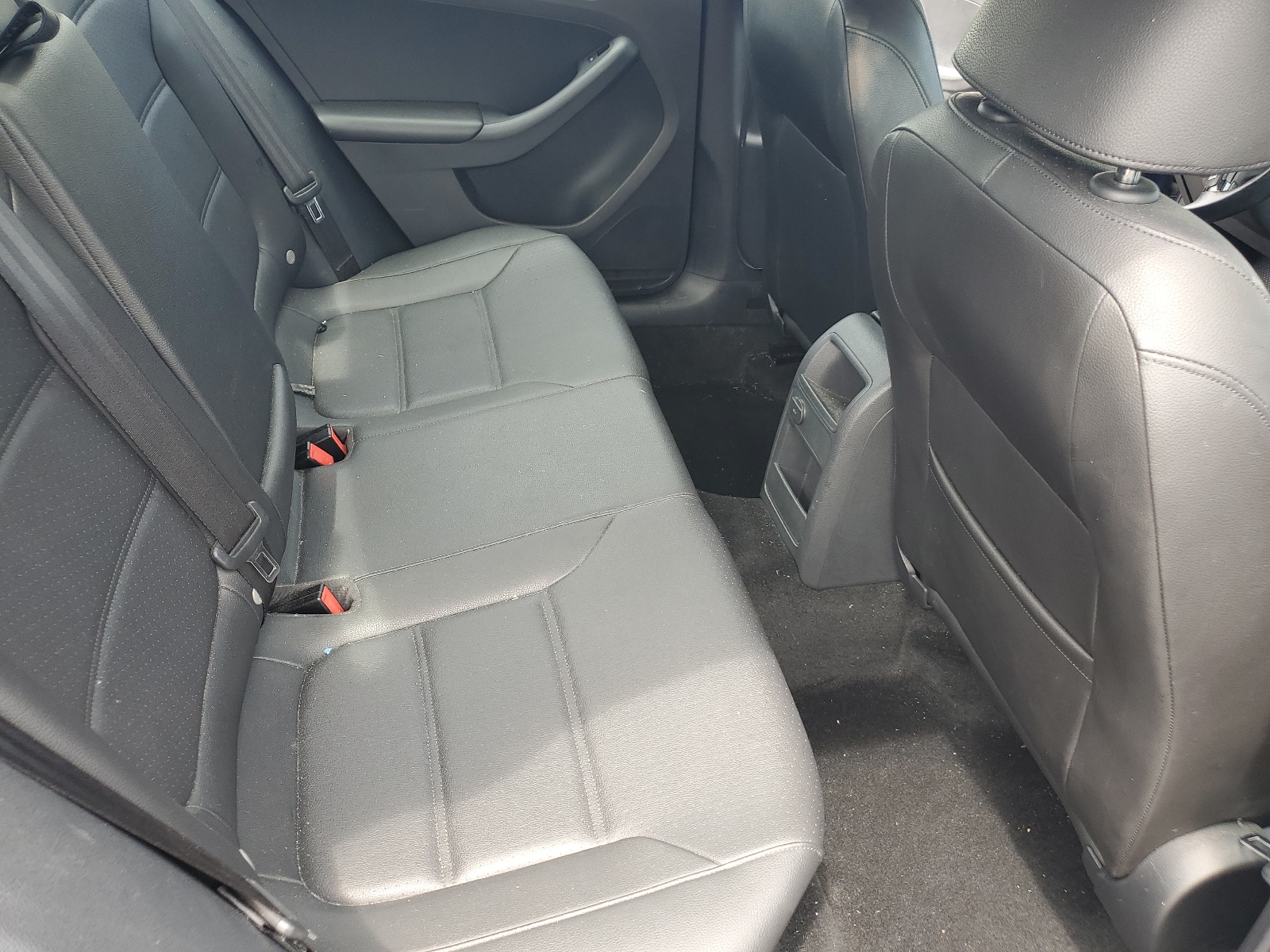 3VWDB7AJ1HM315990 2017 Volkswagen Jetta Se