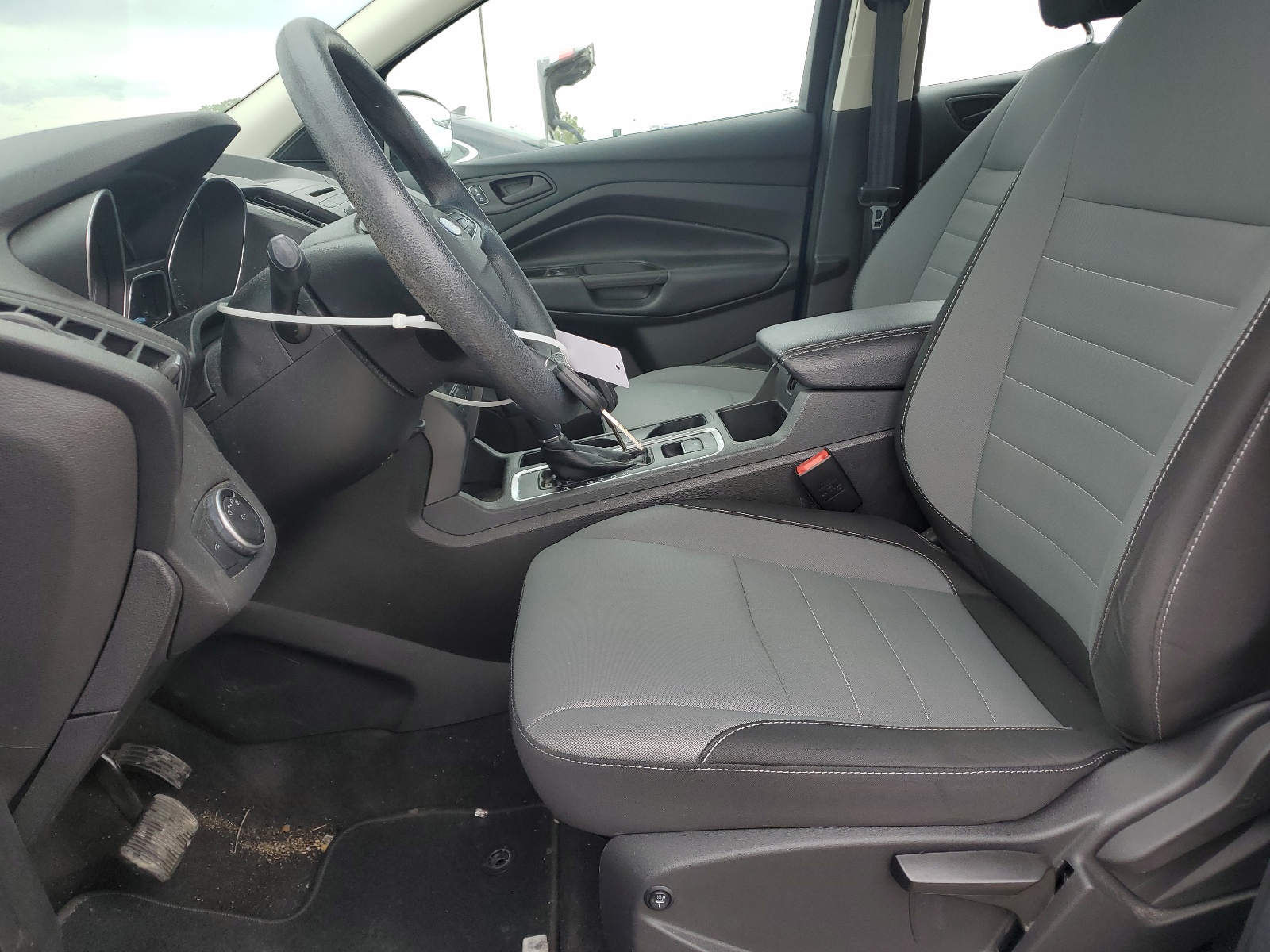 1FMCU0F76HUC61929 2017 Ford Escape S