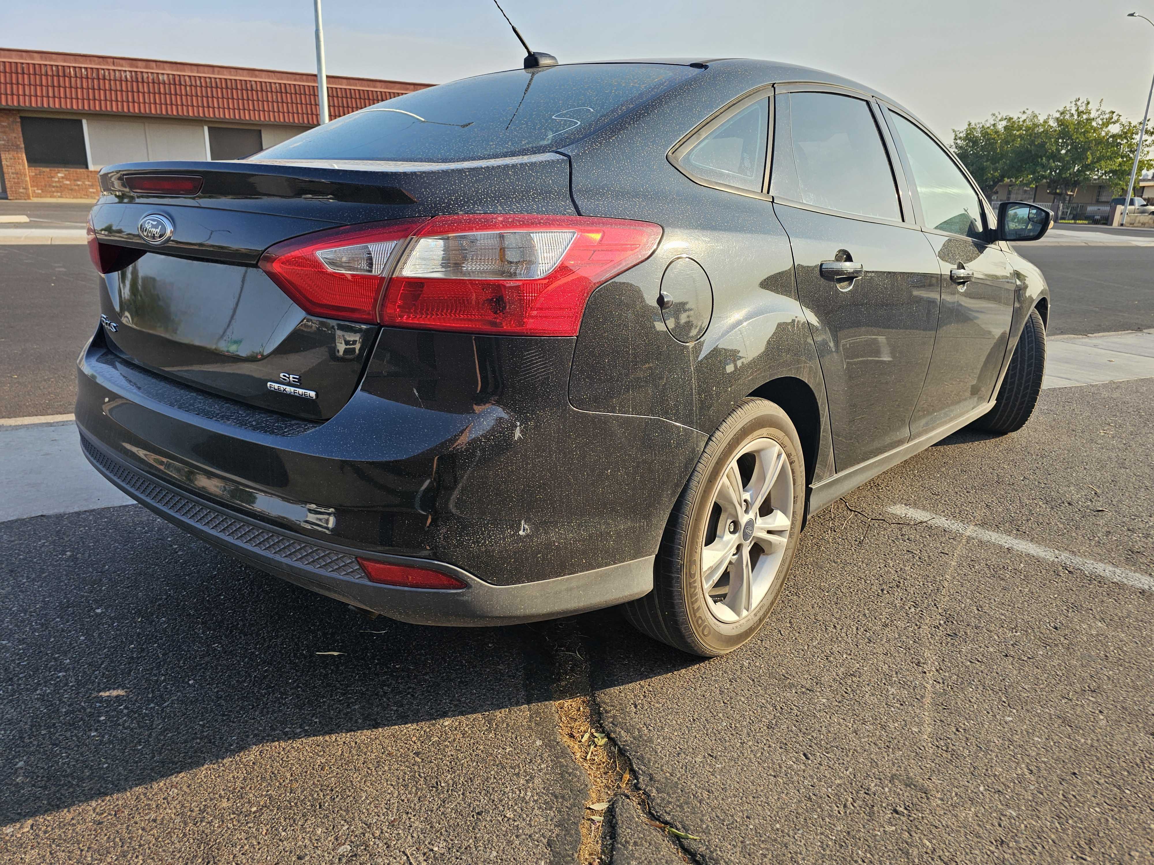 2014 Ford Focus Se vin: 1FADP3F25EL335662