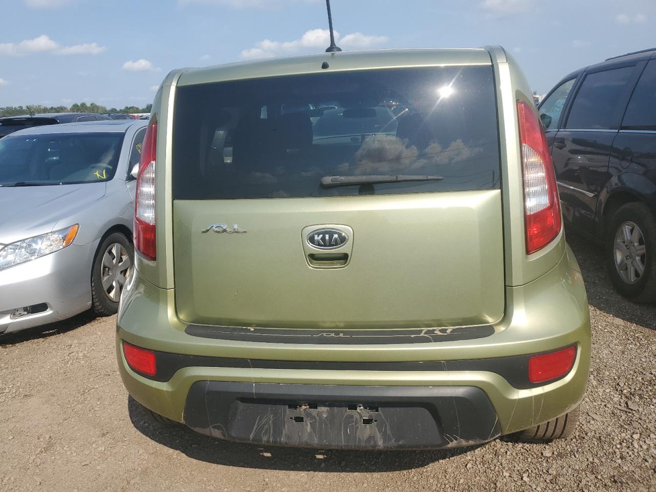 2012 Kia Soul + VIN: KNDJT2A60C7438569 Lot: 63200174