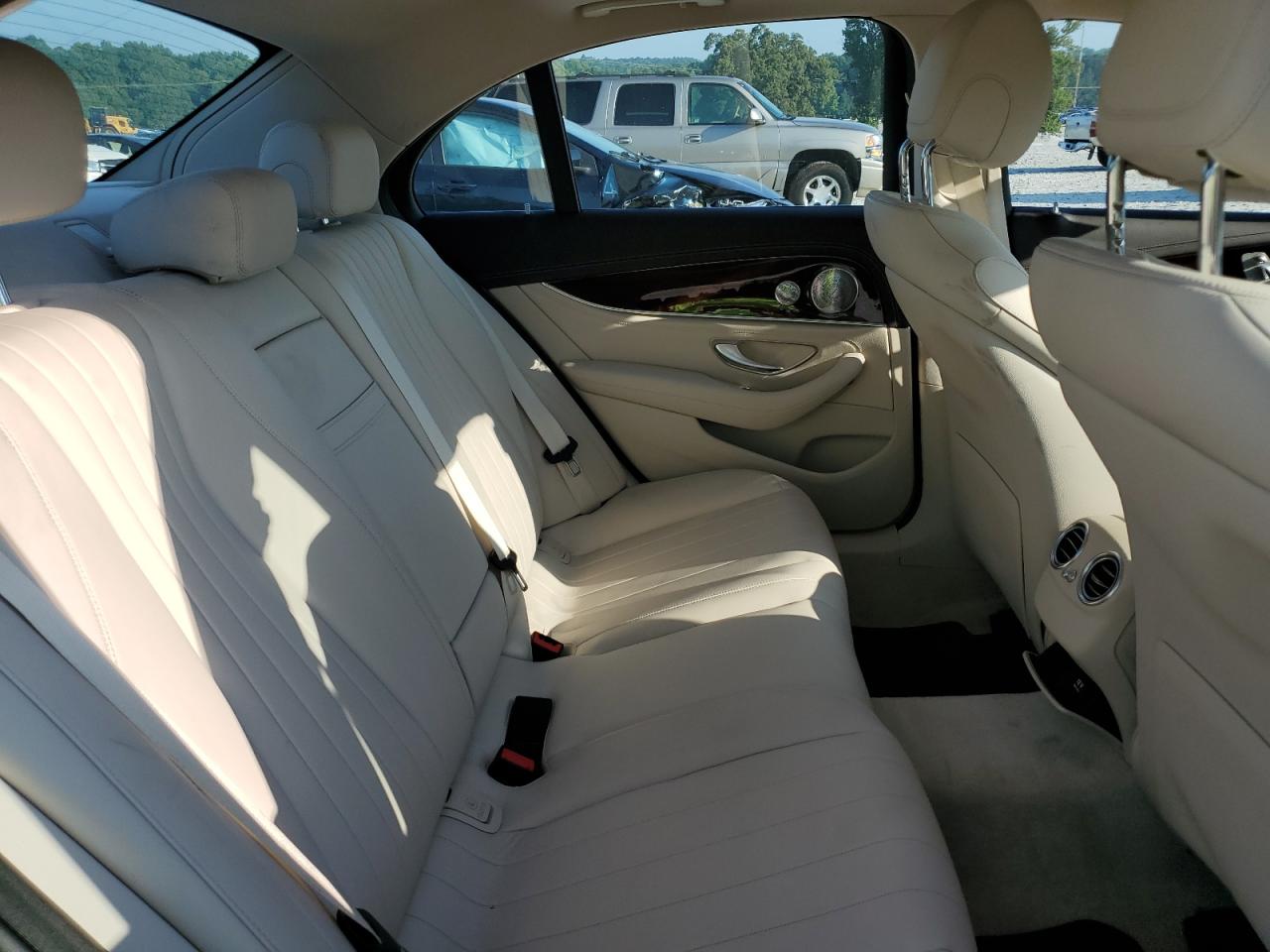 2018 Mercedes-Benz E 300 VIN: WDDZF4JB5JA294963 Lot: 61508894