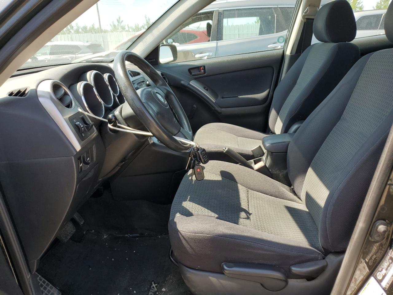 2005 Toyota Corolla Matrix Xr VIN: 2T1KR32E45C860263 Lot: 61799904