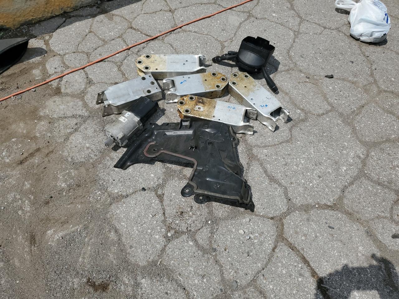 2017 Mercedes-Benz C 300 4Matic VIN: WDDWJ4KB4HF390290 Lot: 64695604