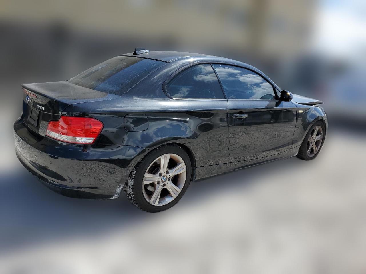 2008 BMW 128 I VIN: WBAUP73508VF08092 Lot: 64893284