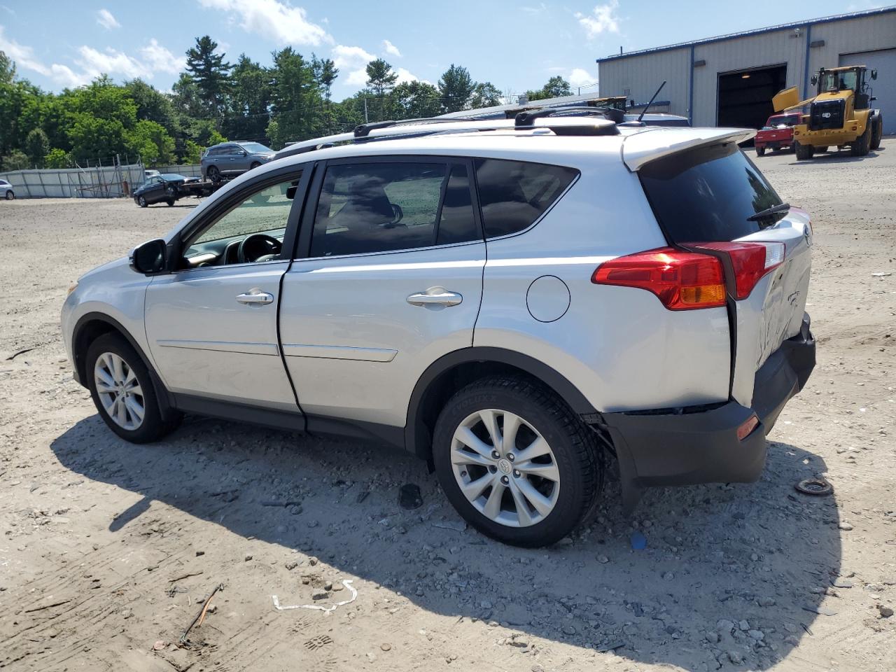 2T3DFREV3FW401426 2015 TOYOTA RAV 4 - Image 2