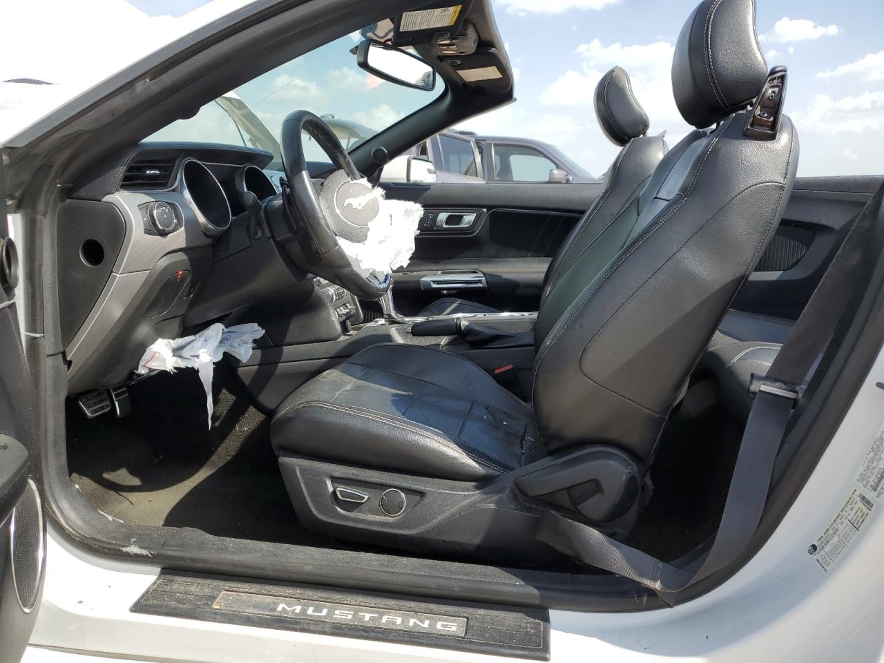 2018 Ford Mustang VIN: 1FATP8UH6J5105840 Lot: 61548924