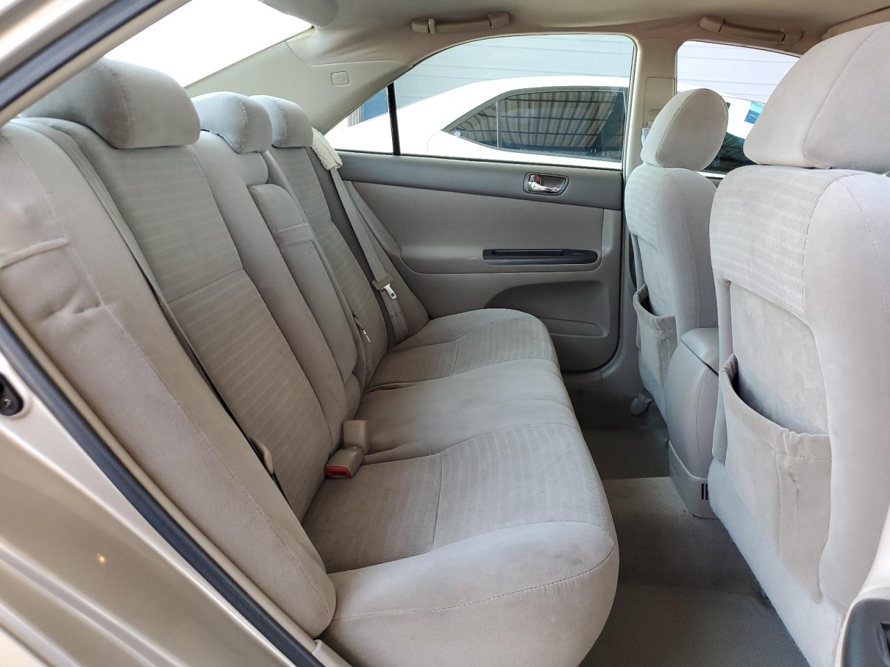 2005 Toyota Camry Le VIN: 4T1BE30K05U581993 Lot: 62860354