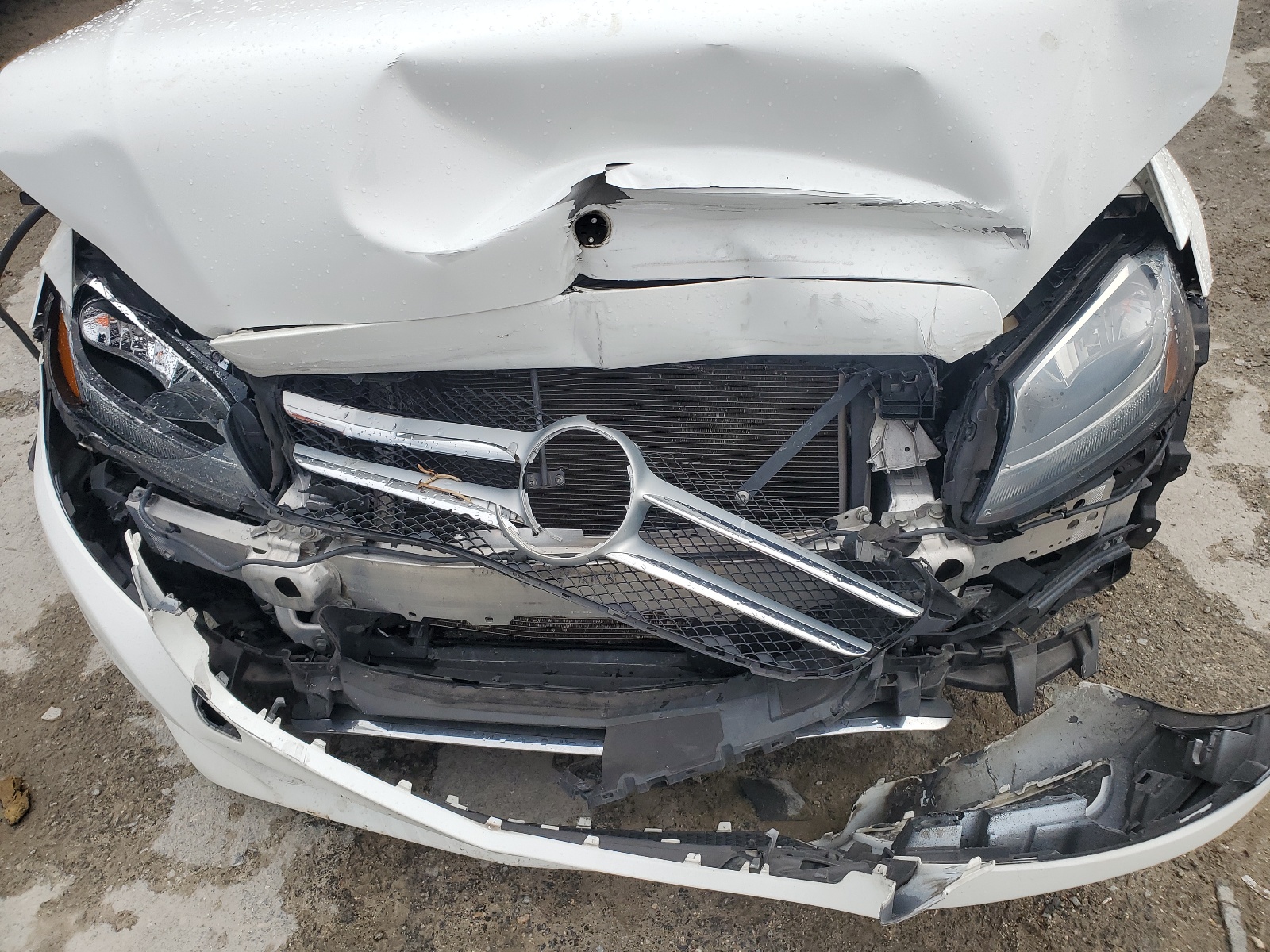 55SWF4KB7JU239870 2018 Mercedes-Benz C 300 4Matic