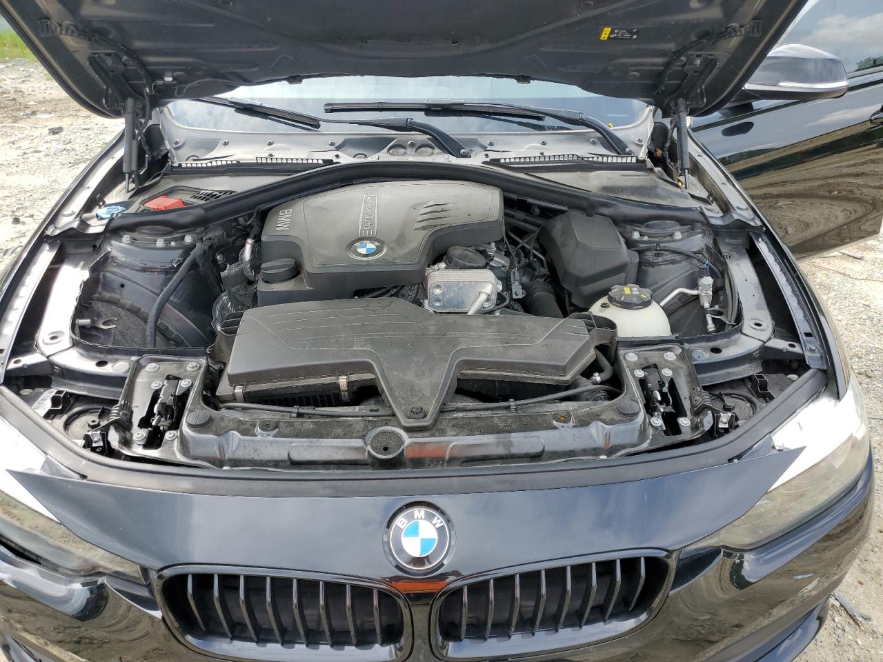 2017 BMW 320 Xi VIN: WBA8A3C57HK691923 Lot: 62942384