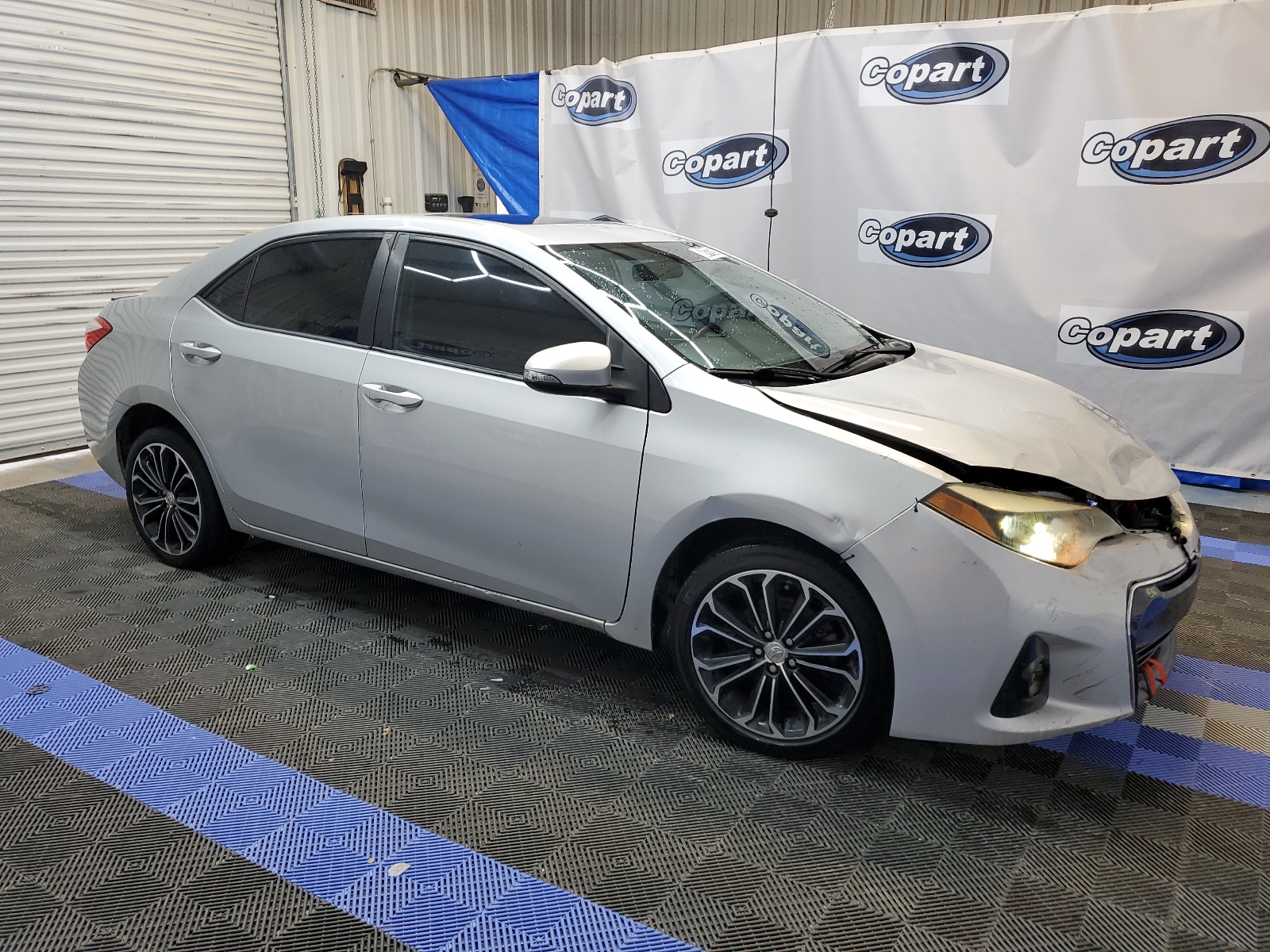 2015 Toyota Corolla L vin: 2T1BURHE3FC415930